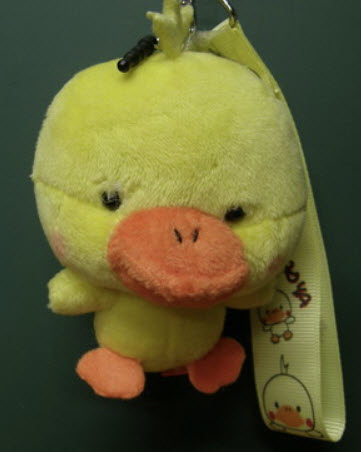 ตุ๊กตาห้อยโทรศัพท์ ลูกเป็ดเหลือง ขนาด 4 นิ้ว