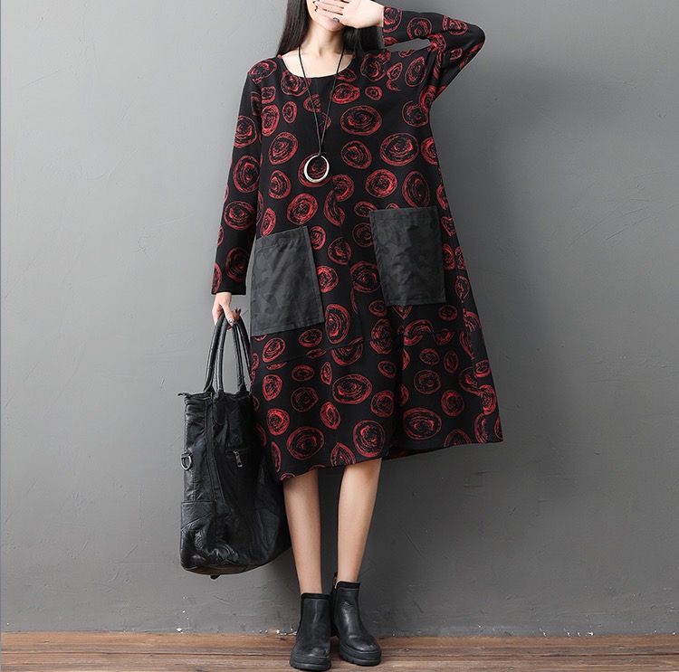 เดรสคลุมท้องสไตล์วินเทจแขนยาว ลายน่ารักชิคมาก กระเป๋าใหญ่ ใส่สบายสุดๆ M L XL,XXL สำเนา