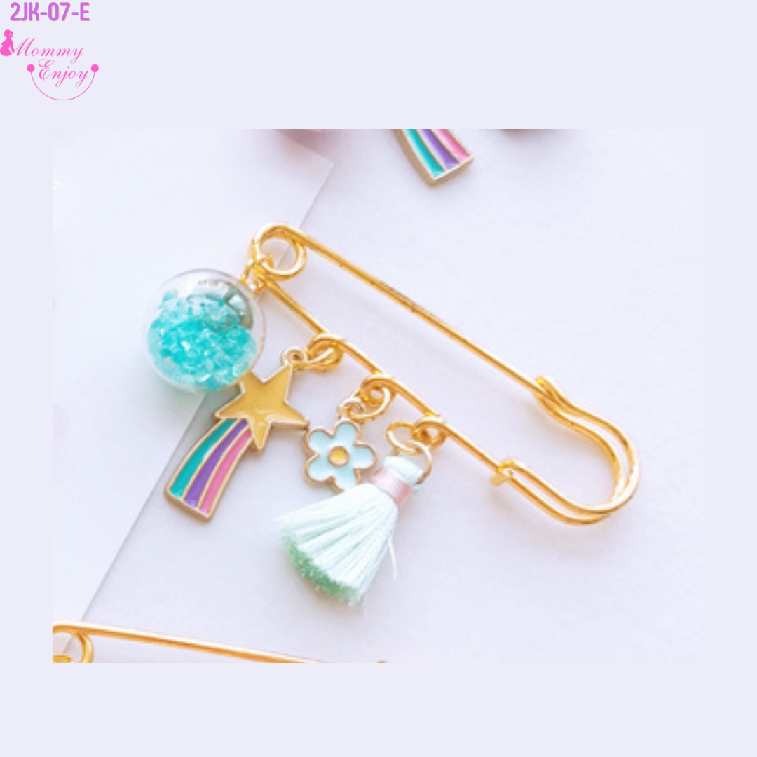 เข็มกลัดติดชุด ติดเพื่อความสวย หรือติดเพื่อความเชื่อสวยลงตัว เซต star