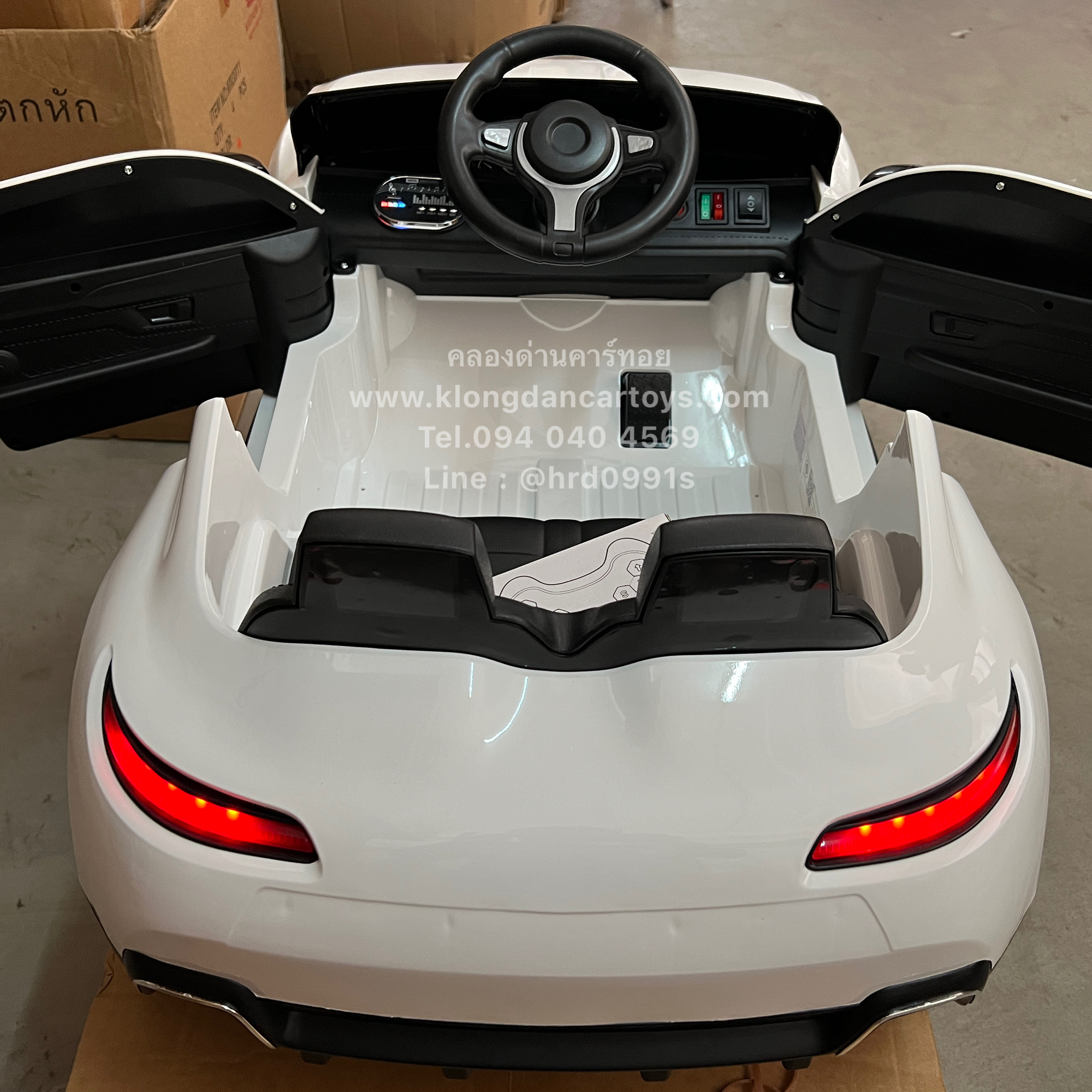 รถเด็กแบตเตอรี่BMWi7*สีสวยพิเศษสมจริง*(บังคับบนมือถือได้, 2มอเตอร์, 2แบต12V4.5a, ออกตัวสมูท, เล่นบลูทูธ USB AUXได้, มีรีโมทบูลทูธ, มีโช้ค, เปิดประตู)