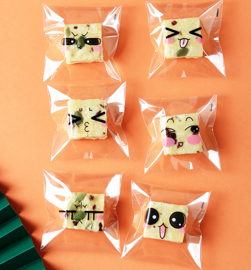 ถุงคุ๊กกี้ ฝากาว ขนาด 7x7 ซม. (95-100 ใบ) ลายพิเศษ (ชุดที่ 2/2)