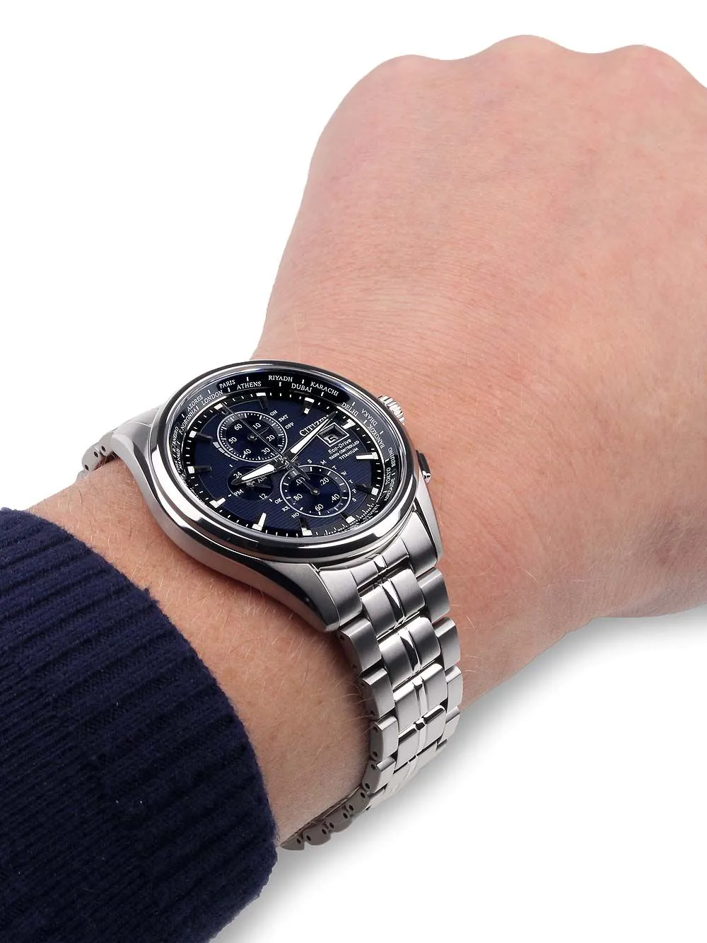 Citizen AT8130-56L นาฬิกาผู้ชาย Eco-Drive Global Radio Controlled Super Titanium Men's Watch