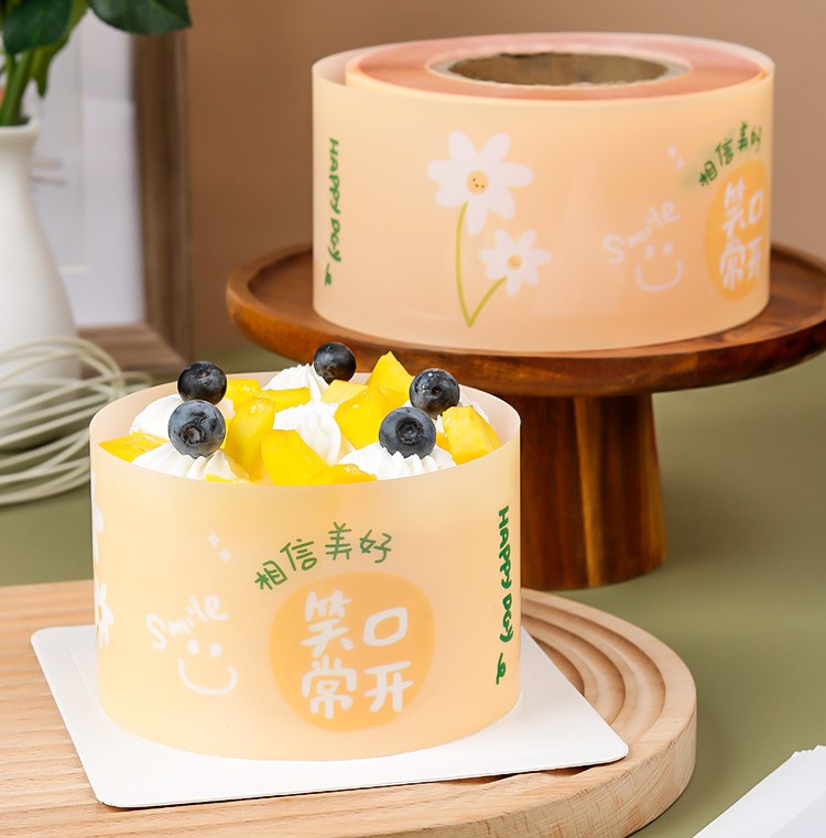 พลาสติกพันเค้ก กว้าง 8 ซม. (ตัดแบ่งขาย)