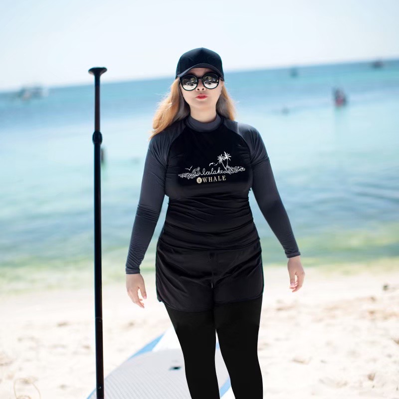 ชุดว่ายน้ำแบบสปอร์ต คนอ้วน 5xl พร้อมส่ง:ชุดว่ายน้ำไซส์ใหญ่สีดำแขนยาว set 5 ชิ้นมีบรา เสื้อคลุมแขนยาว บิกินี่ กางเกงขาสั้น และกางเกงขายาว แบบสวย คุ้มมากๆจ้า : - บรารอบอก 40 - 48 นิ้ว - บิกินี่เอว 36 - 44 นิ้ว // สะโพกเปิด - กางเกงขาสั้นเอว 34 - 44 นิ้ว //