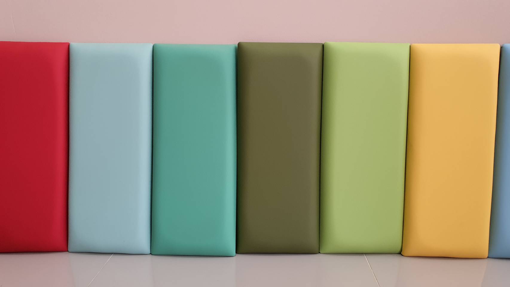 บุผนังกันกระแทก สีพื้น ขนาด 20x50 ซม. หนา 3.3 ซม.