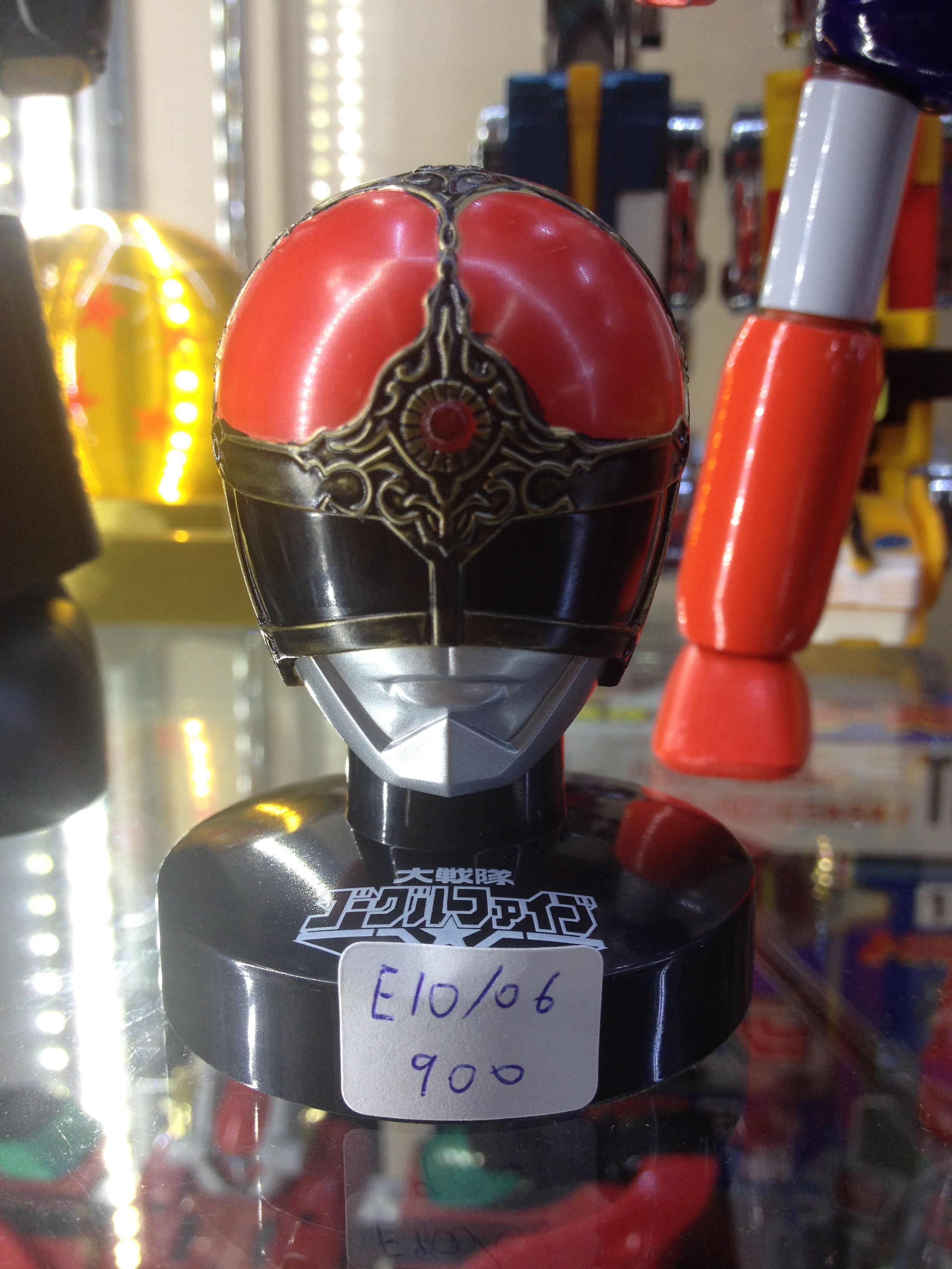 Bandai 1/6 Super sentai mask Collection - Goggle Red