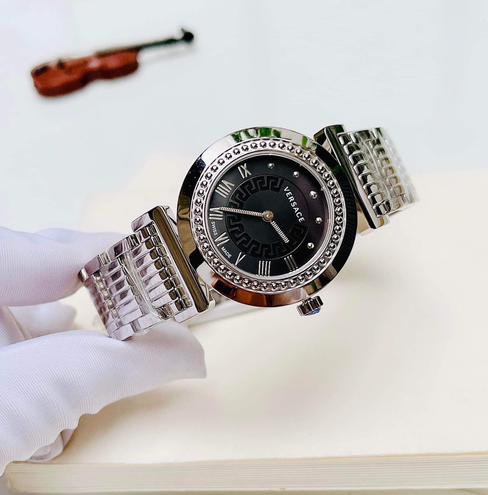 Versace P5Q99D009S099 นาฬิกาผู้หญิง Quartz Women's Watch