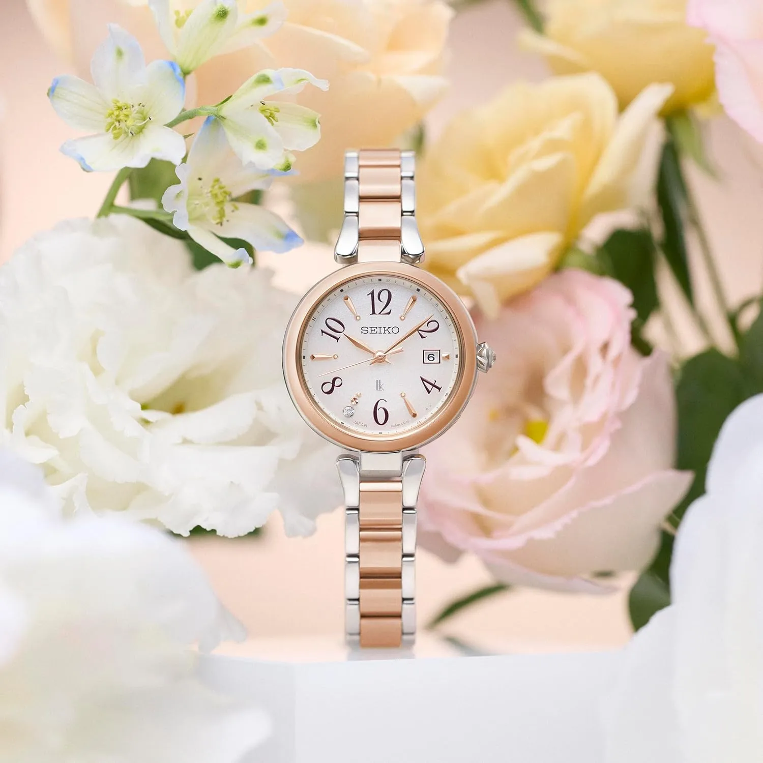 Seiko SSQW086 นาฬิกาผู้หญิง Lukia Titanium Solar Radio Women's Watch