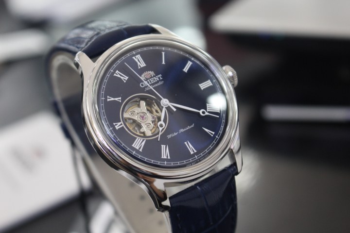 Orient AG00004D0 นาฬิกาผู้ชาย Automatic Open Heart Men's Watch