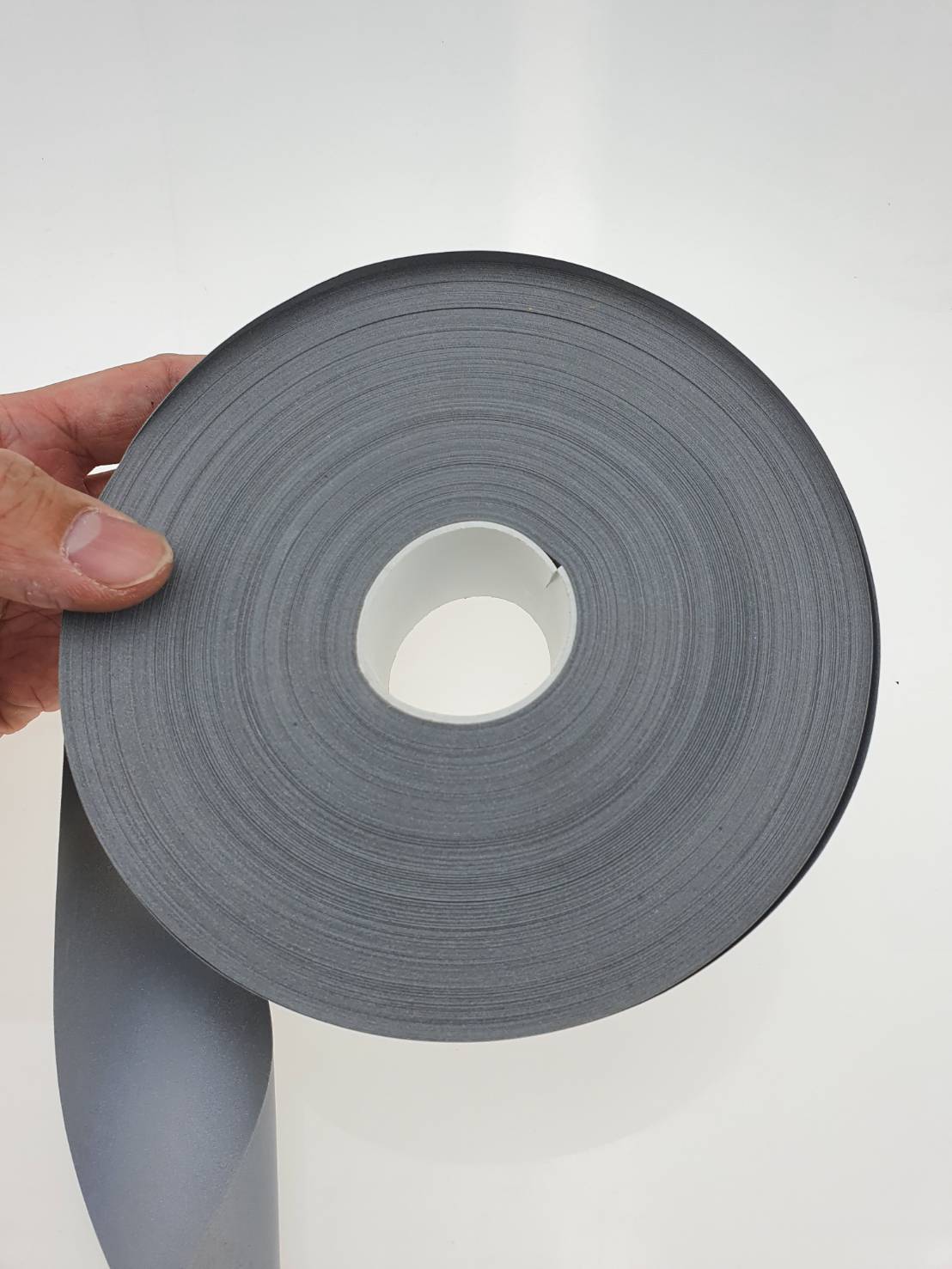 แถบผ้าสะท้อนแสง สีบรอนซ์เงิน สำหรับเย็บติดชุดยูนิฟอร์ม ชุดหมี ชุดทำงาน ชุดเซฟตี้ ชุดกีฬา เสื้อกั๊ก