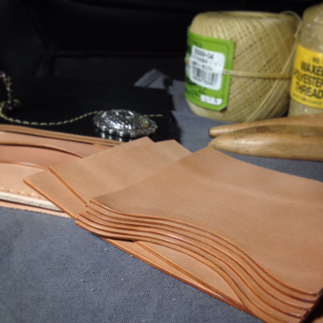 กระเป๋าสตางค์ชาย ใบยาว หนังม้าแท้ ตามสั่งครับ