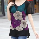 เสื้อผ้าแฟชั่นผู้หญิงพร้อมส่ง : เสื้อแฟชั่นสีม่วงแต่งลายดอกไม้ ปักผ้า สวยมากๆจ้า