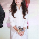 ((พร้อมส่ง)) เสื้อผ้าแฟชั่นผู้หญิง : เสื้อแฟชั่นสีขาวตัวยาว ใส่เป็นเดรสได้น่ารักมากๆจ้า