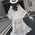 เสื้อคลุมแฟชั่น พร้อมส่ง : เสื้อคลุมสีขาวแต่งผ้าลูกไม้ แบบสวยมากจ้า