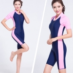 Swimsuit Bigsize พร้อมส่ง :ชุดแฟชั่นว่ายน้ำคนอ้วนสีน้ำเงินแต่งแถบชมพูสีสันสวยสดใส น่ารักมากๆจ้า:รอบอก34-42นิ้ว เอว28-36นิ้ว สะโพก38-46นิ้วจ้า