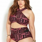 ชุดว่ายน้ำคนอ้วน ทูพีชพร้อมส่ง :ชุดว่ายน้ำไซส์ใหญ่สีชมพูแต่งลายผ้าและสายไขว้แบบเก๋ ผูกหลังสีสันสดใส sexyมากๆจ้า:รอบอก42-52นิ้ว เอว38-48นิ้ว สะโพก42-52นิ้ว