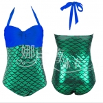 One Piece พร้อมส่ง : ชุดแฟชั่นว่ายน้ำวันพีชสีน้ำเงินแต่งลายสีเขียวเกล็ดปลาสีสันสดใส สายคล้องคอผูกโบว์แบบเก๋ sexy มากๆจ้า:รอบอก38-46นิ้ว เอว36-46นิ้ว สะโพก40-50นิ้วจ้า
