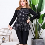 ชุดว่ายน้ำไซส์ใหญ่ ทูพีชพร้อมส่ง :ชุดว่ายน้ำคนอ้วนแขนยาวแบบสปอร์ตสีดำแต่งลายจุดสีขาวและระบายชายเสื้อ set 2 ชิ้นมีเสื้อและกางเกงแบบสวยน่ารักมากๆจ้า:รอบอก44-54นิ้ว เอว34-46นิ้ว สะโพก44-56นิ้ว