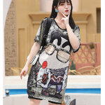 ชุดว่ายน้ำแบบสปอร์ต ไซส์ใหญ่ 7xl พร้อมส่ง:ชุดว่ายน้ำคนอ้วนสีดำแต่งลายการ์ตูน set 3 ชิ้นมีเสื้อคลุมตัวยาว บราและกางเกงขาสั้น แบบสวย คุ้มมากๆจ้า :- บรารอบอก 44 - 54 นิ้ว - เอว 36 - 48 นิ้ว - สะโพก 44 - 56 นิ้ว - เสื้อคลุมกว้าง 56 นิ้ว