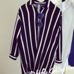 เสื้อผ้าแฟชั่นผู้หญิง ((พร้อมส่ง)) : เสื้อแฟชั่นสีดำแต่งลายทางสีขาว น่ารักมากๆจ้า