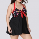 ชุดว่ายน้ำคนอ้วน ทูพีชพร้อมส่ง :ชุดว่ายน้ำไซส์ใหญ่สีดำผูกคอแต่งลายรูปปาก. มีกางเกงใส่ด้านในสีสันสดใสแบบเก๋สวยมากๆจ้า:รอบอก40-52นิ้ว เอว44-52นิ้ว สะโพก44-54นิ้ว