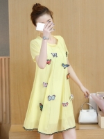 ชุดคลุมท้อง ผ้าชีฟอง ประดับด้วยผีเสื้อตามตัว เริ่ดมาก มีซับในทั้งชุด เหลือง M,L,XL,XXL