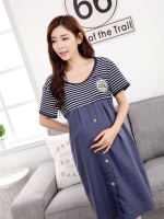 เดรสคลุมท้องเปิดให้นม ผ้ายืดนิ่มช่วงบน และผ้าฝ้ายสียีนส์สวย ประดับกระดุม น่ารักๆ ฟรีไซส์