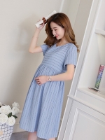เดรสคลุมท้องสไตล์เกาหลี แขนสั้น ลายตรง ทรงระบาย มีเชือกปรับขนาดครรภ์ M L XL,XXL