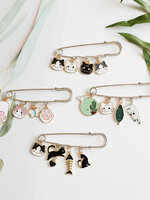 เข็มกลัดติดชุด เข็มกลัดคนท้อง ติดเพื่อความสวย หรือติดเพื่อความเชื่อก็ได้ น่ารักลงตัว เซตแมวน้อย