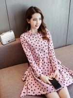 เดรสคลุมท้อง แขนยาวชมพูลายจุด ผูกข้าง แต่งระบายที่คอ น่ารักจุง M,L,XL,XXL