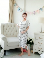 ชุดคลุมท้องเปิดให้นมแนวตั้ง ลายน่ารัก มีกระเป๋าข้าง มีเชือกผูกปรับขนาดครรภ์ L,XL,XXL