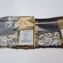 เพชรคริสตัลก้นแหลมขนาด 6.5มิลลิเมตรAB (SS30) Oktant (SWAROVSKI)แท้เกรดนำเข้า