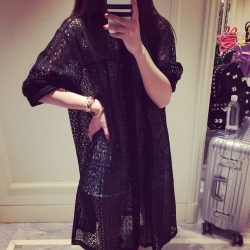 ((พร้อมส่ง)) เสื้อผ้าแฟชั่นผู้หญิง : เดรสสีดำตัวยาว แต่งลายลูกไม้รอบตัว น่ารัก น่ารักจ้า