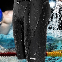 ชุดว่ายน้ำคนอ้วนชาย พร้อมส่ง :กางเกงว่ายน้ำชายสีดำมีหมวก แบบสวยจ้า:เอว 32-40 นิ้ว สะโพก38-46นิ้ว