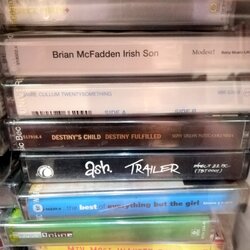 ม้วนเทป เพลงสากล คละชุด คละปก ม้วนละ 129 บาท