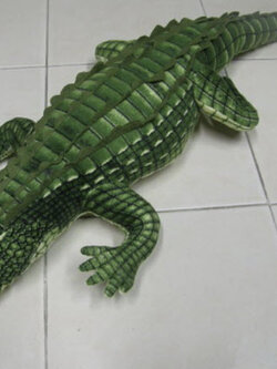 จระเข้ ยาว 40 นิ้ว (มือสอง)