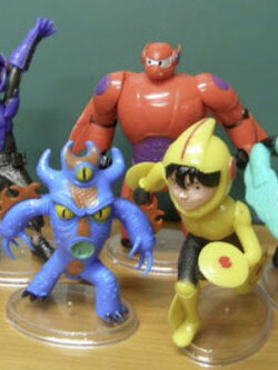 โมเดลชุดรวมตัวการ์ตูน Big Hero 6 ขนาด 3-5 นิ้ว มีฐานตั้ง