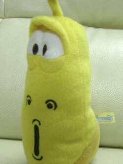 หนอนสีเหลือง (Larva) ขนาด 6 นิ้ว