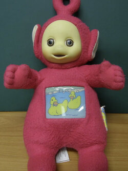 โพ (Po) ขนาด 12 นิ้ว ร้องเพลงได้เมื่อบีบที่ท้อง (มือสอง)