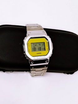 G-SHOCK CUSTOM รุ่น DW-5600 กรอบสายเหล็กเงินหน้าทอง