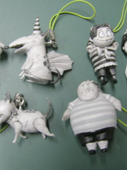 ที่ห้อยมือถือ Frankenweenie ชุด 6 ตัว (Disney)