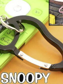 คาราไบเนอร์ สนูปปี้ (Snoopy Carabiner) สีดำ