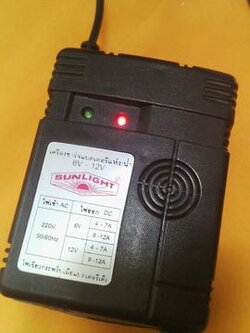 เครื่องชาร์จแบต C612 น้ำ แห้ง 6V 12V ใช้ได้ถึง 21AH