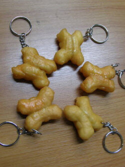พวงกุญแจ ปาท่องโก๋ ชุด 5 ตัว