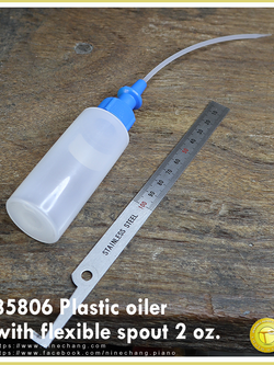 35806 Plastic oiler with flexible spout 2 oz.