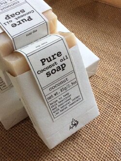 AYADA Pure Coconut Oil Soap สบู่น้ำมันมะพร้าว สบู่น้ำมันธรรมชาติมีกลีเซอรีนธรรมชาติบำรุงผิว 85 g