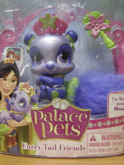 บลอสซั่ม (Blossom) ของเจ้าหญิงมู่หลาน (Mulan)