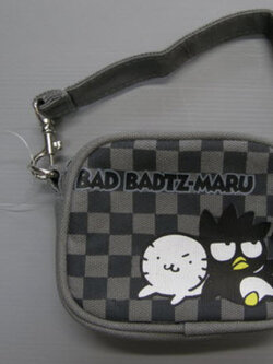 กระเป๋า แบดซ์ มารุ (Badtz Maru)