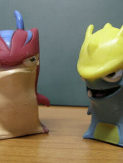 โมเดลคละแบบ 2 ตัว ขนาด 2 นิ้ว