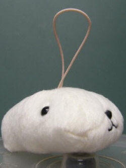 ตุ๊กตาห้อยมือถือ Kapibara san ขนาด 3 นิ้ว สีขาว